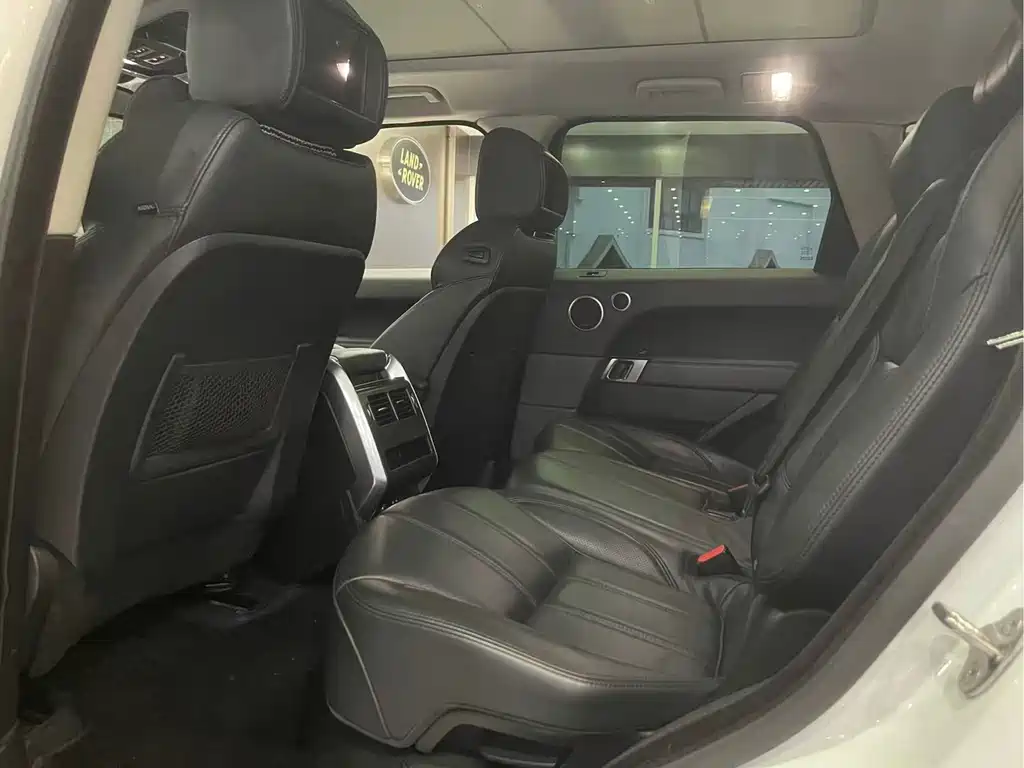 Land Rover Sport — миниатюра 7