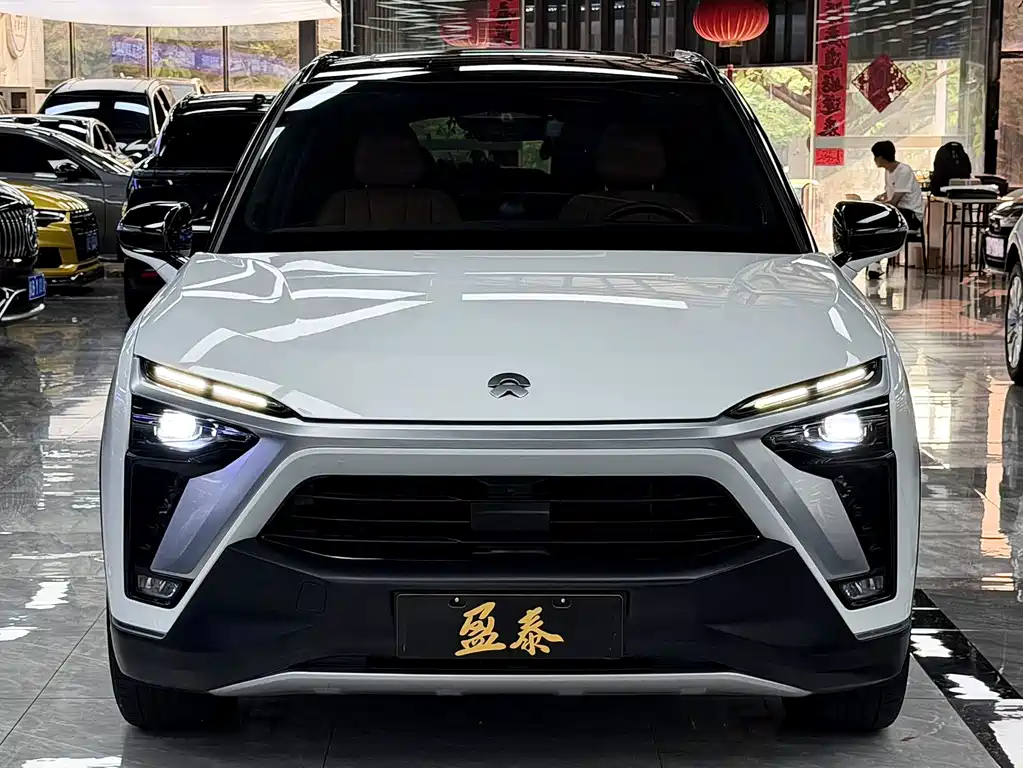 NIO ES8 — миниатюра 2