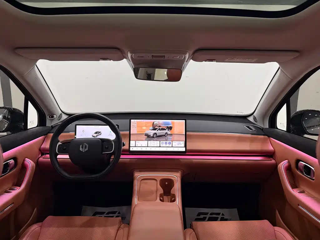 Leapmotor Leapmotor C10 — миниатюра 9