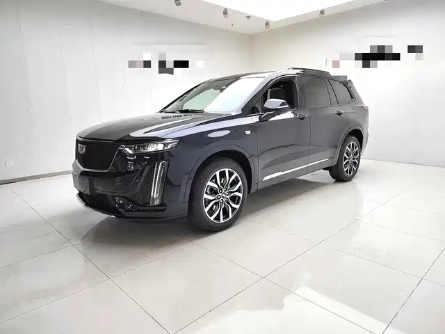 CADILLAC XT6