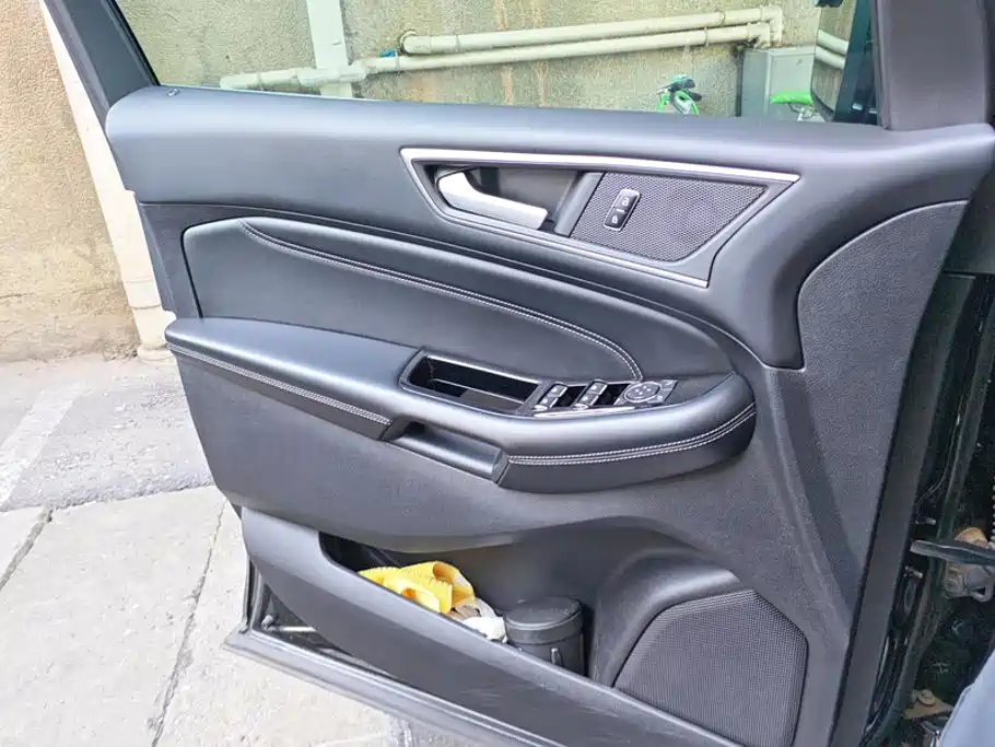 Ford Edge — миниатюра 7