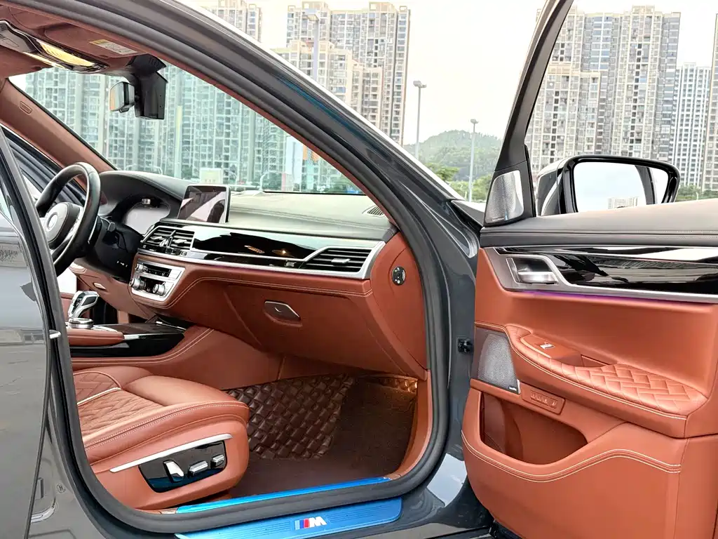 BMW 7 Series 7 2019 740Li xDrive Executive M Sport