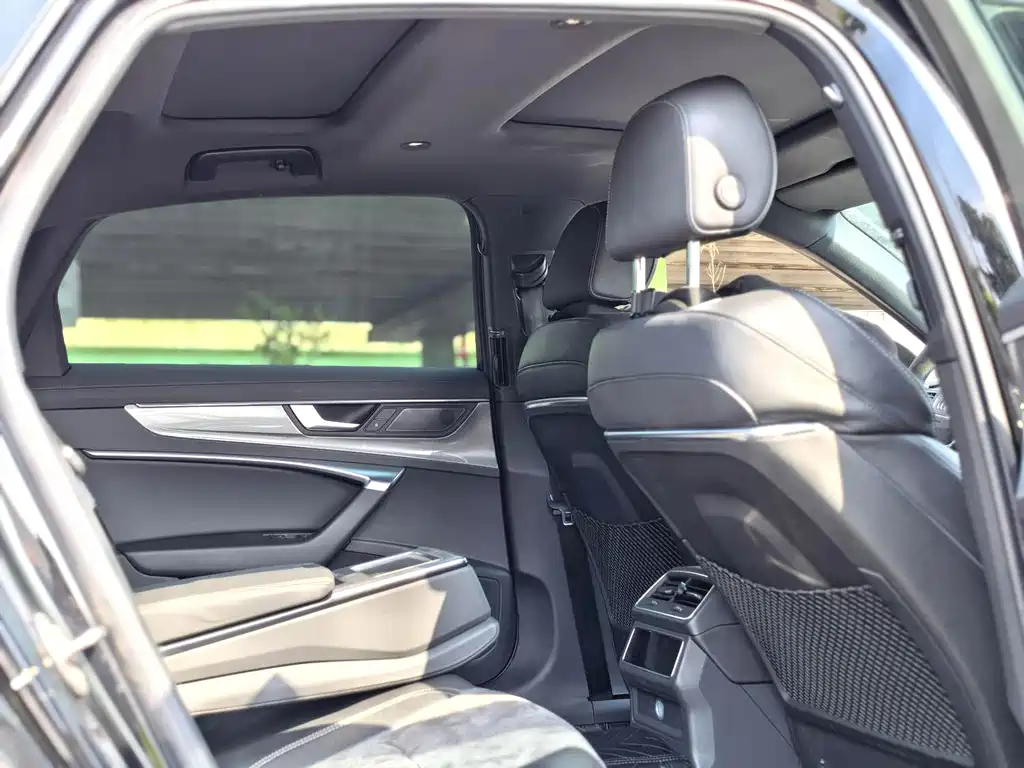 Audi A6L 2022 45 TFSI quattro