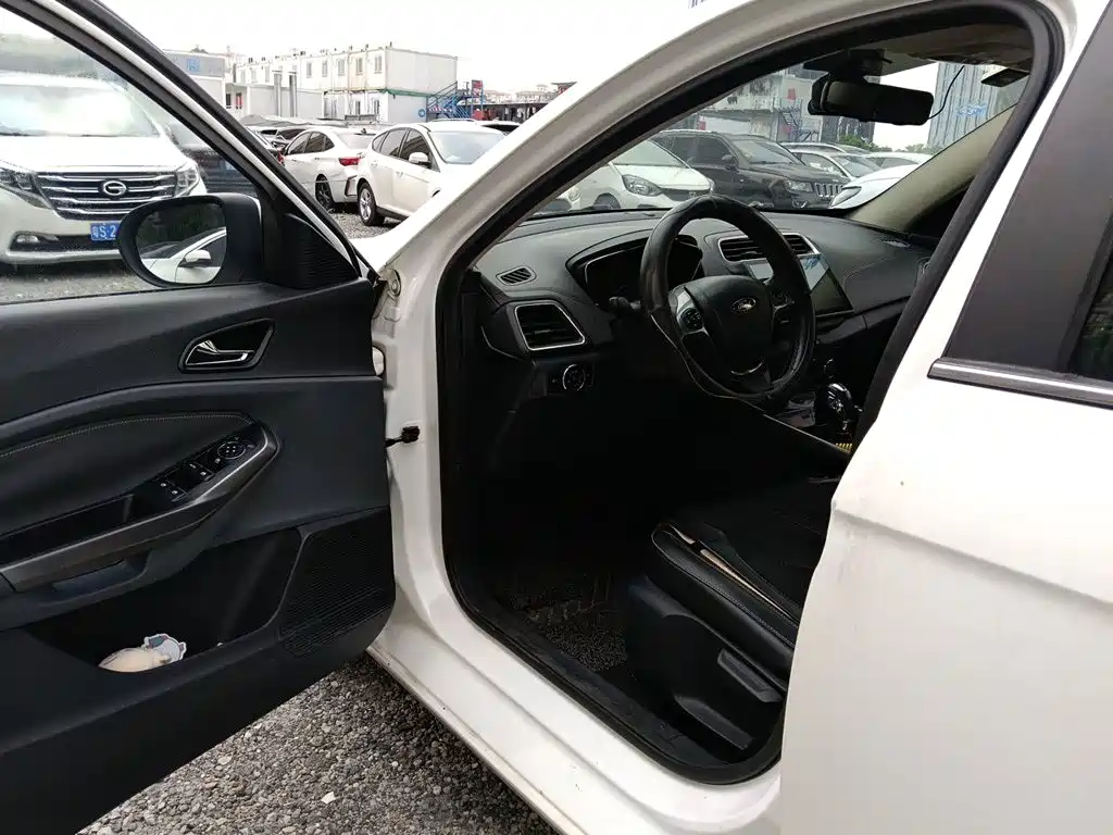 Ford Escort — миниатюра 14