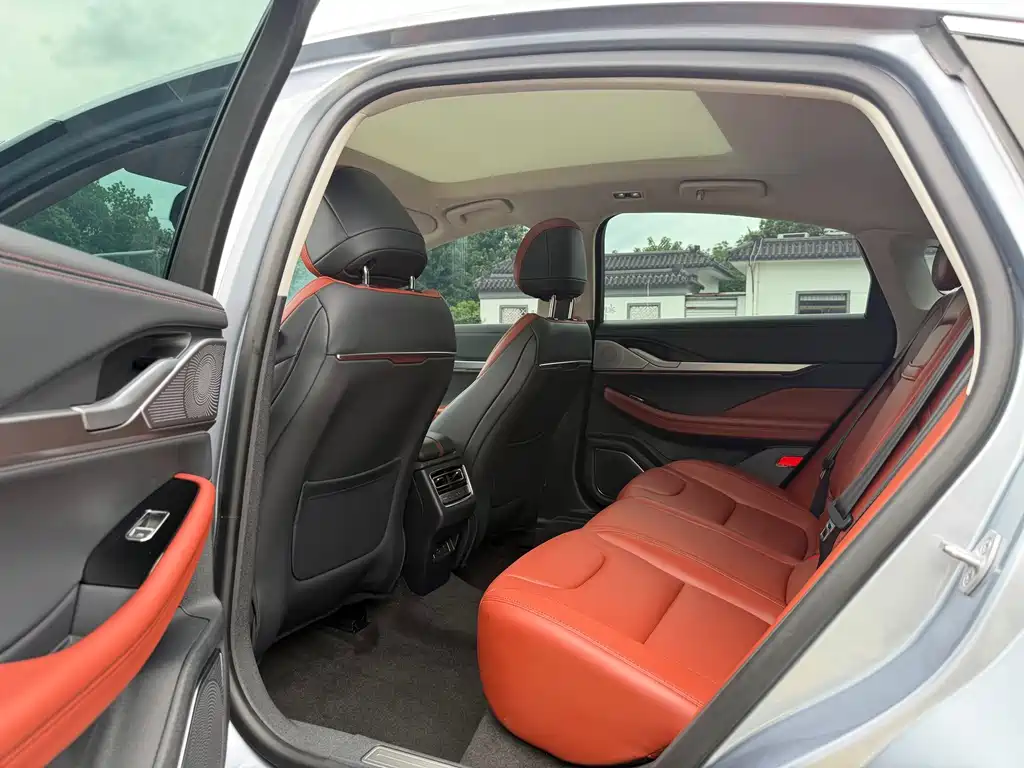Lincoln Z — миниатюра 7