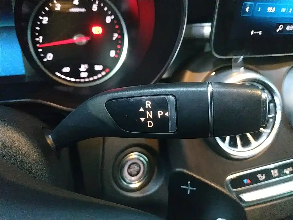 Mercedes-Benz GLC - фото 14