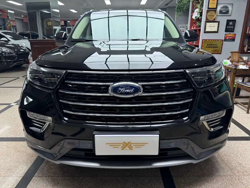FORD EXPLORER