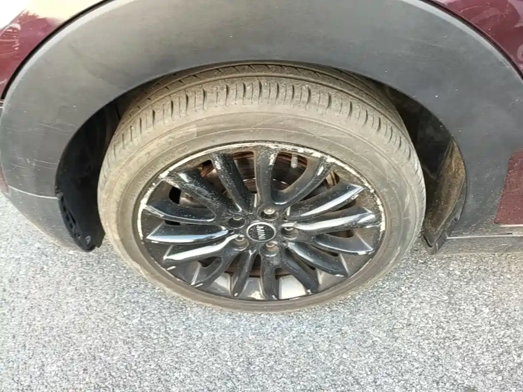 MINI Mini Clubman — миниатюра 23