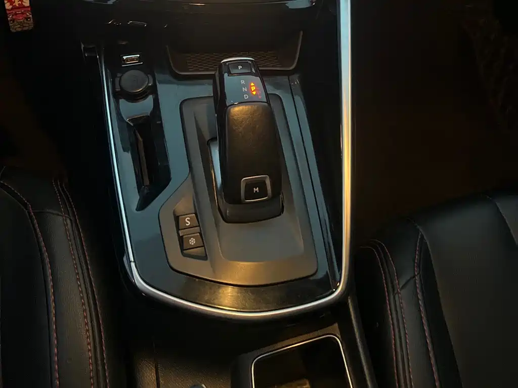 Peugeot 308 — миниатюра 13