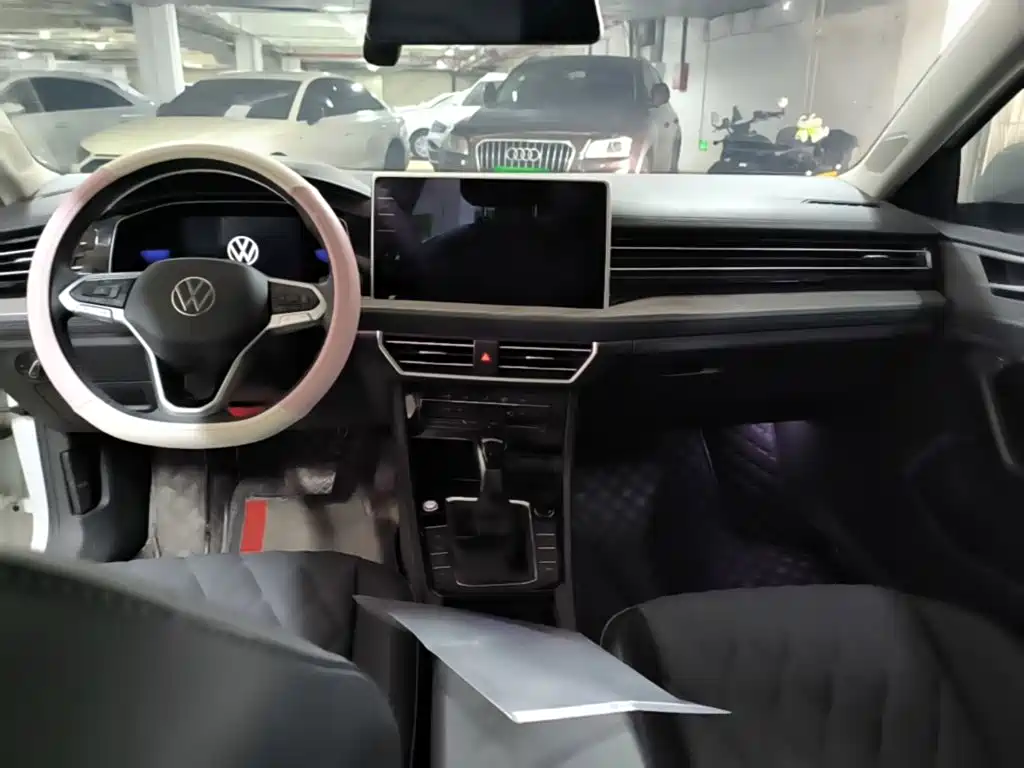 Volkswagen Sagitar — миниатюра 5