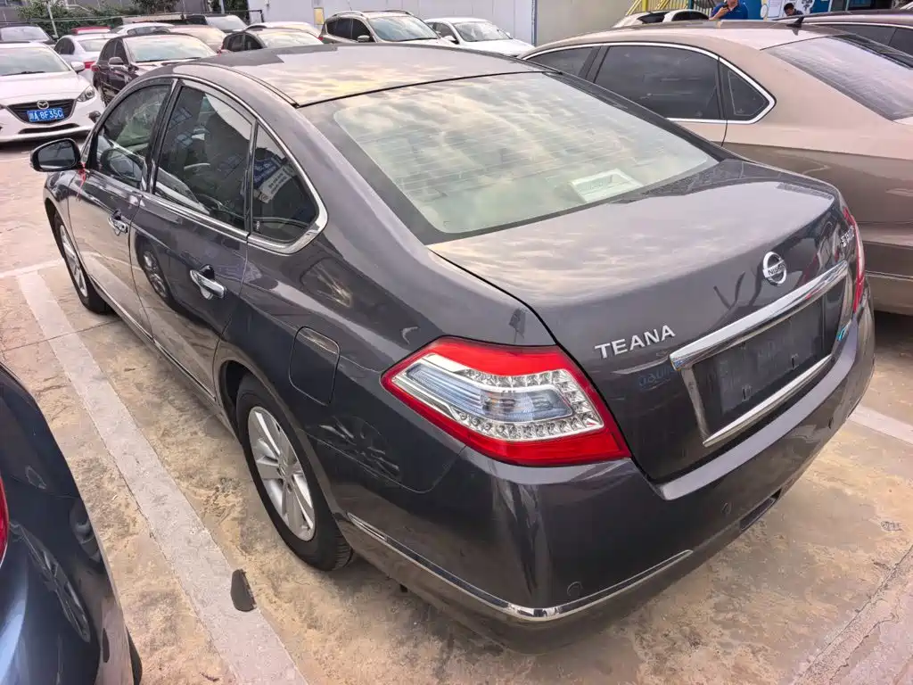 Nissan Teana — миниатюра 4