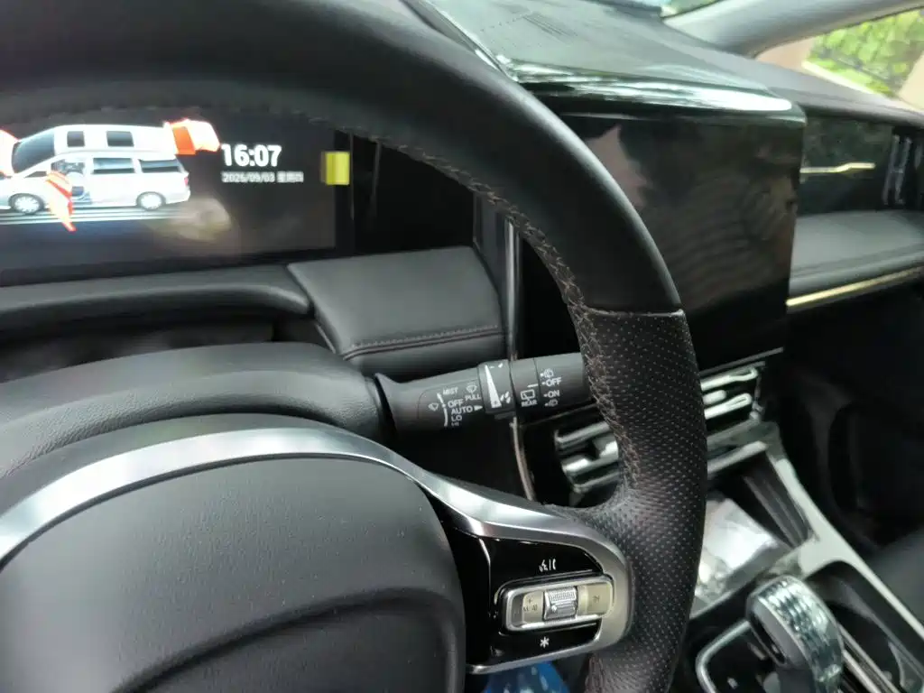 GAC Motor Trumpchi M8 — миниатюра 9
