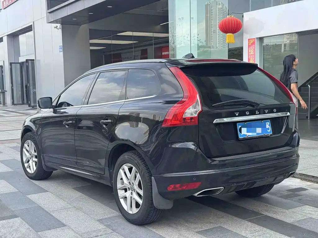 Volvo XC60 2017 T5