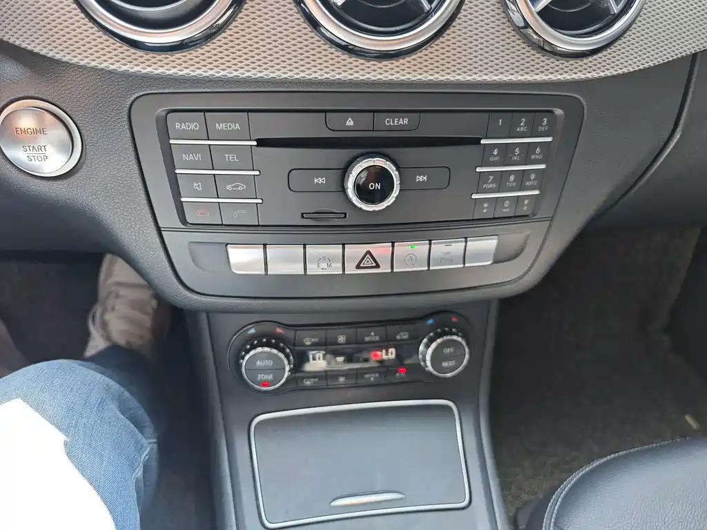 Mercedes-Benz B-Class — миниатюра 18
