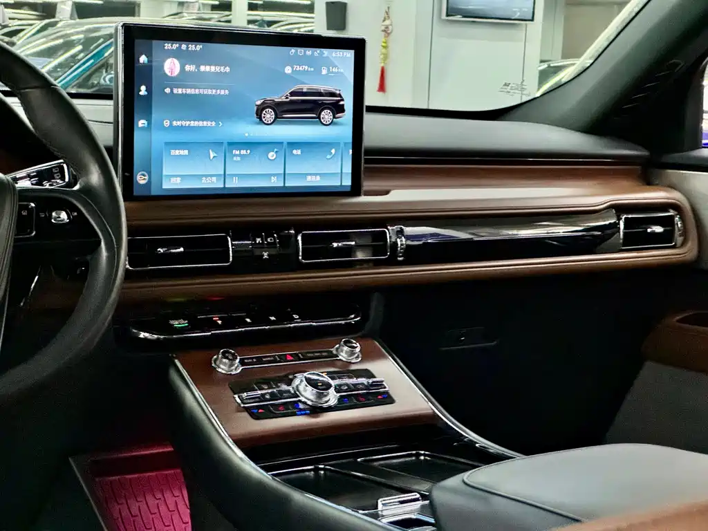 Lincoln Aviator — миниатюра 11