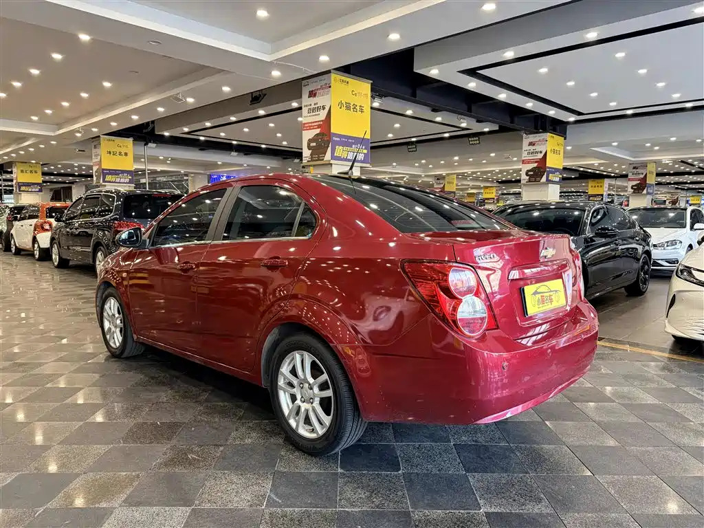 Chevrolet Aveo — миниатюра 10