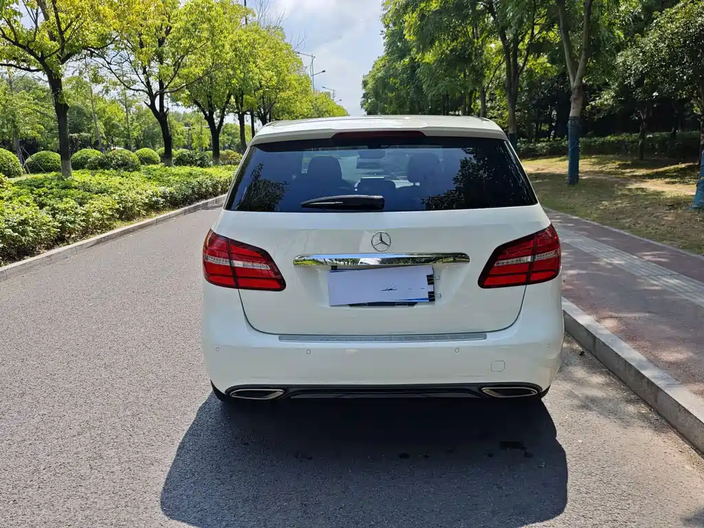 Mercedes-Benz B-Class — миниатюра 11
