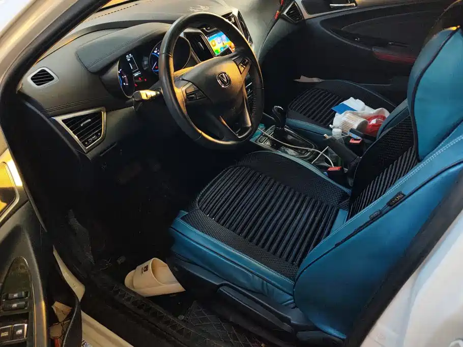 Changan Eado XT — миниатюра 9