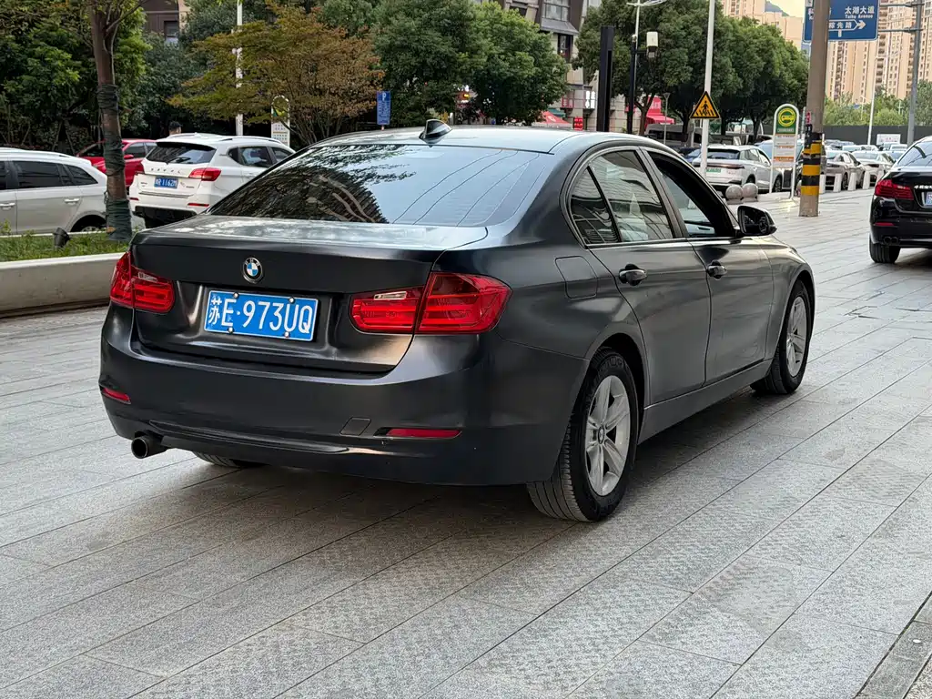 BMW 3 Series — миниатюра 14