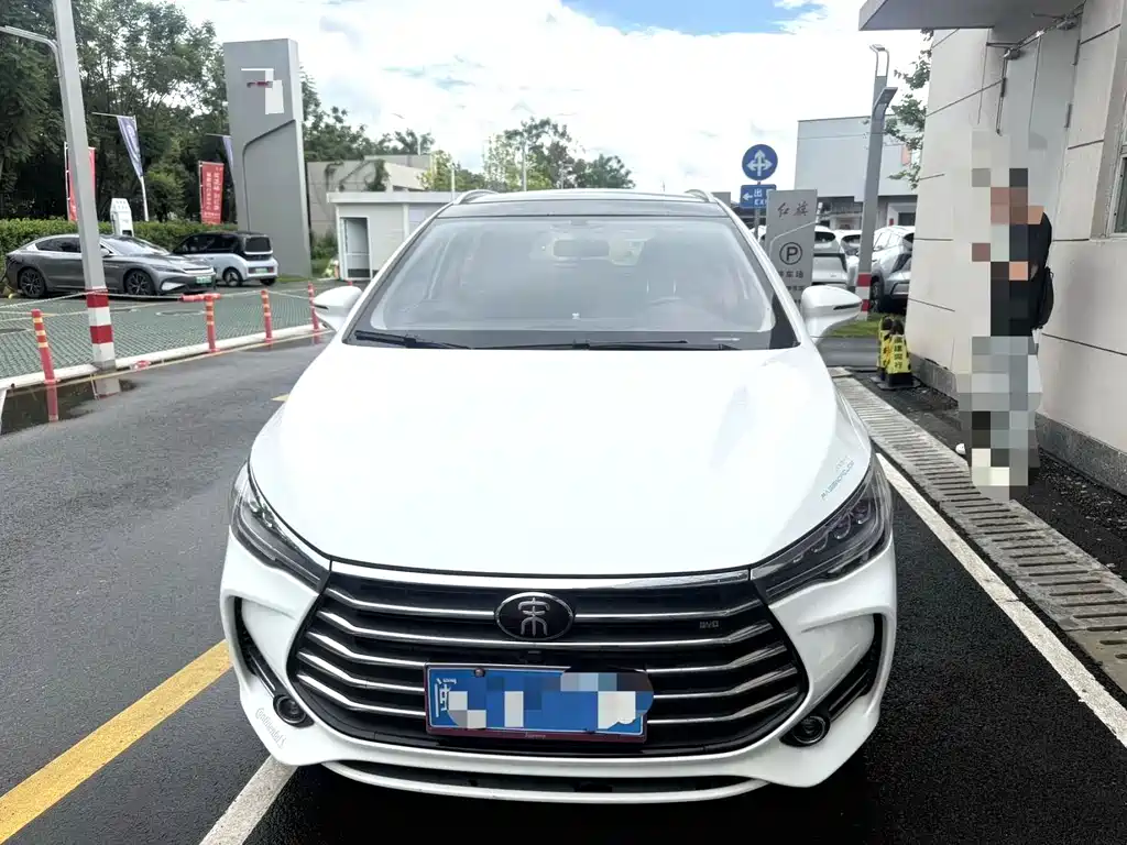 BYD Song MAX MAX 2017 1.5T AT Elite 7 мест