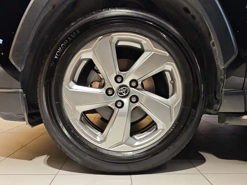 Toyota RAV4 2020 2.0L CVT