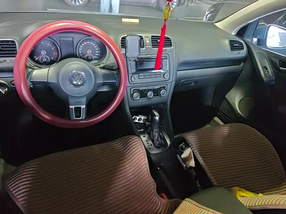 Volkswagen Golf — миниатюра 12