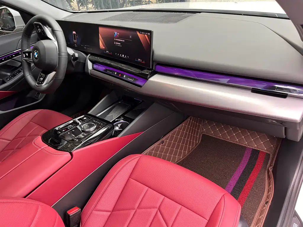 BMW 5 Series — миниатюра 12