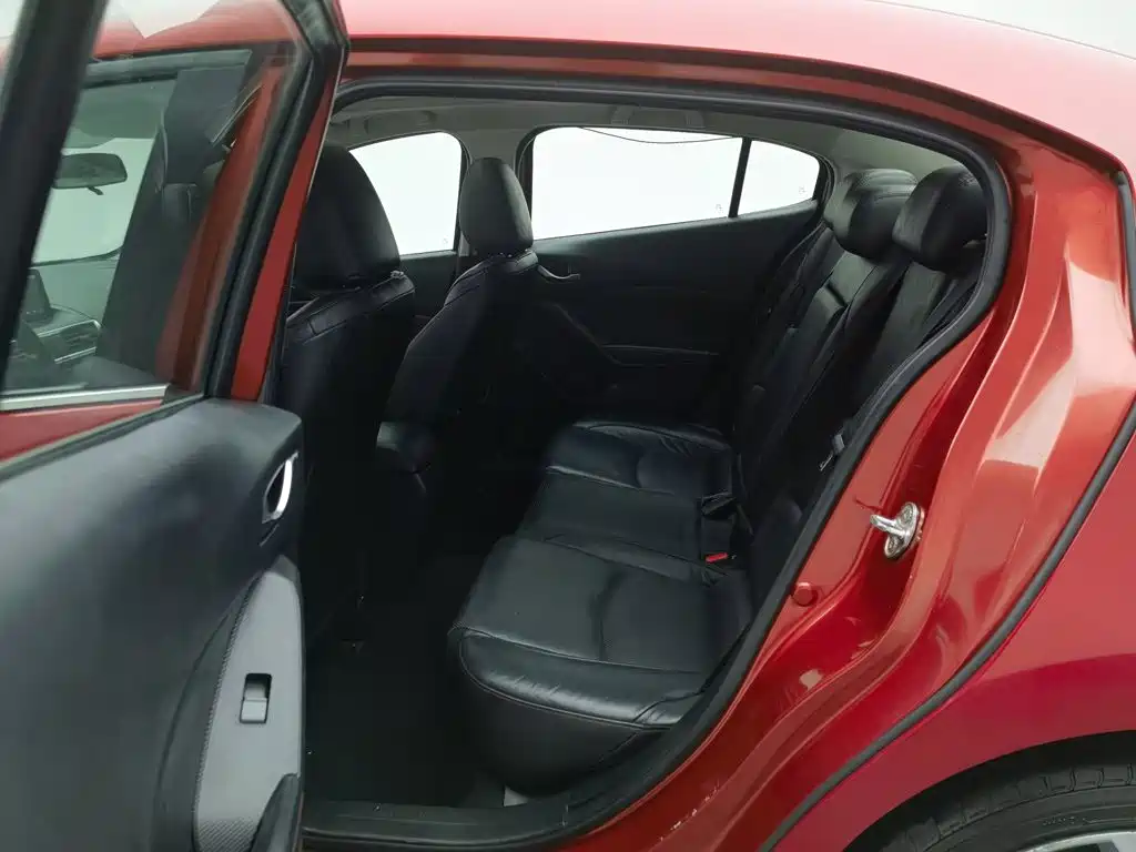 Mazda 3 Axela — миниатюра 15