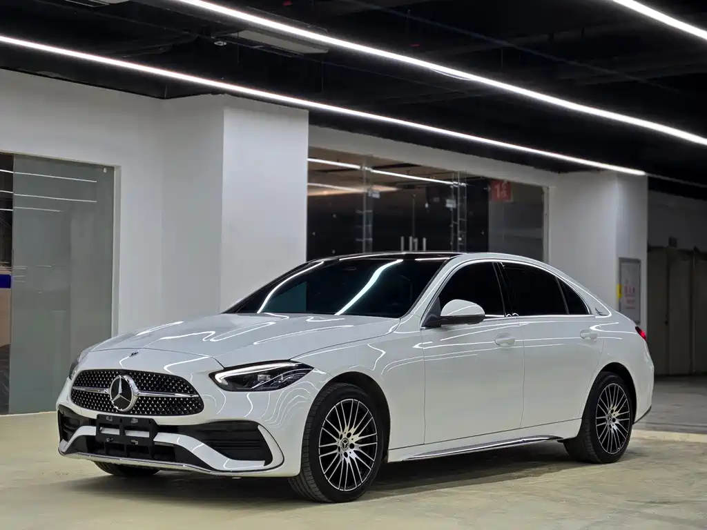 Mercedes-Benz C-Class — миниатюра 2