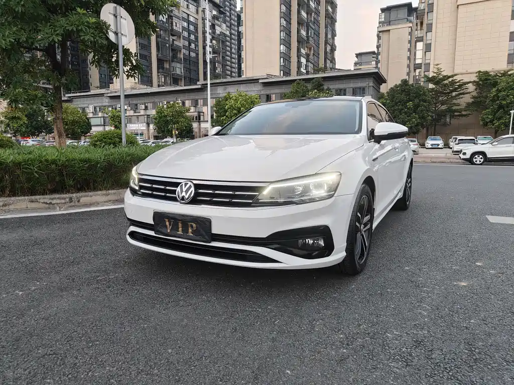 Volkswagen Lamando