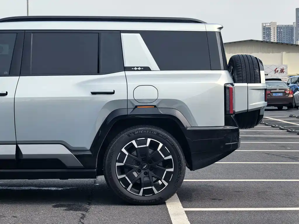 Fang Cheng Bao Leopard 8 — миниатюра 18