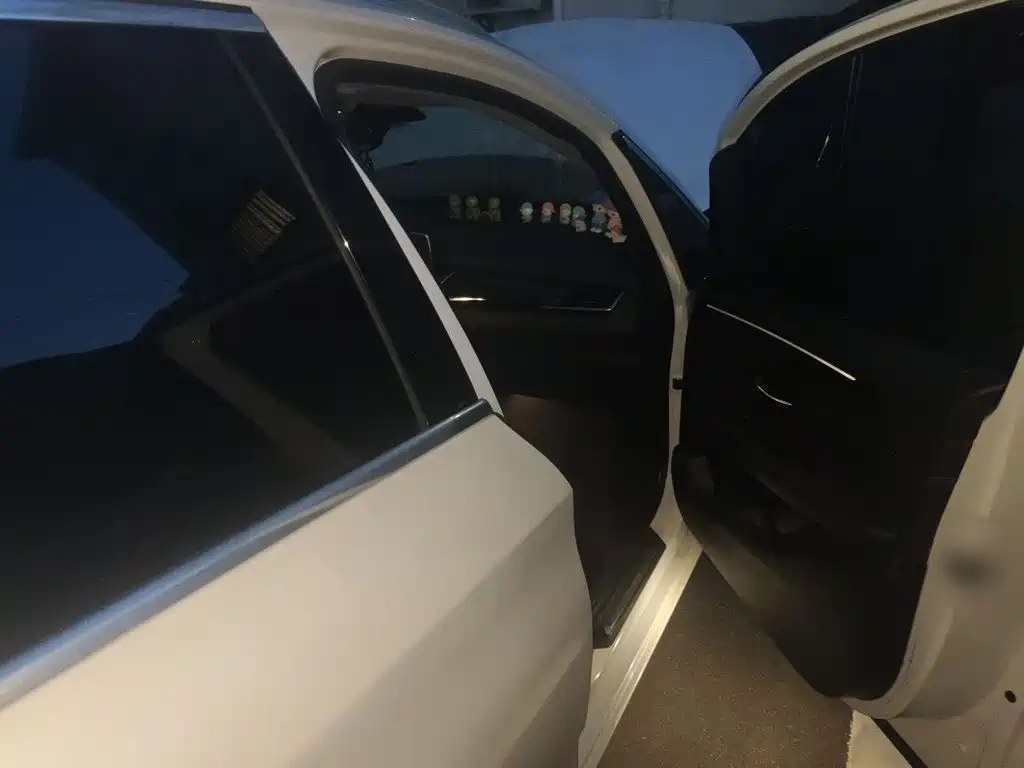 BMW 2 Series Active Tourer (Import) — миниатюра 18