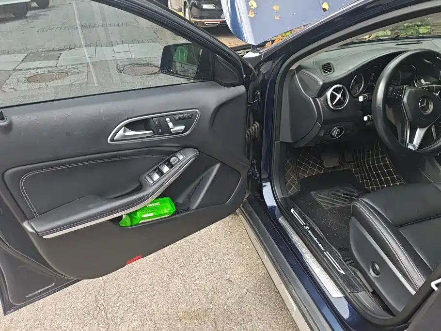 Mercedes-Benz GLA — миниатюра 7