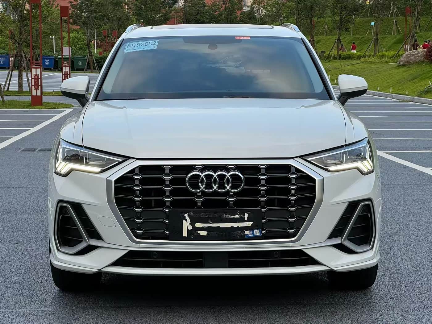 Audi Q3 1.4 л 2023 г. Белый, пробег 47000 км