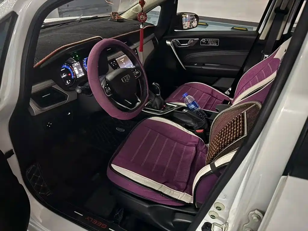 Geely Vision X3 — миниатюра 4