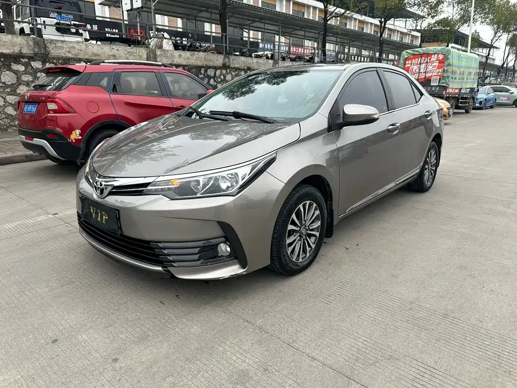 TOYOTA COROLLA