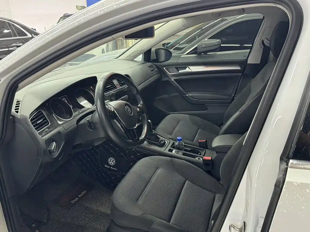 Volkswagen Golf — миниатюра 5