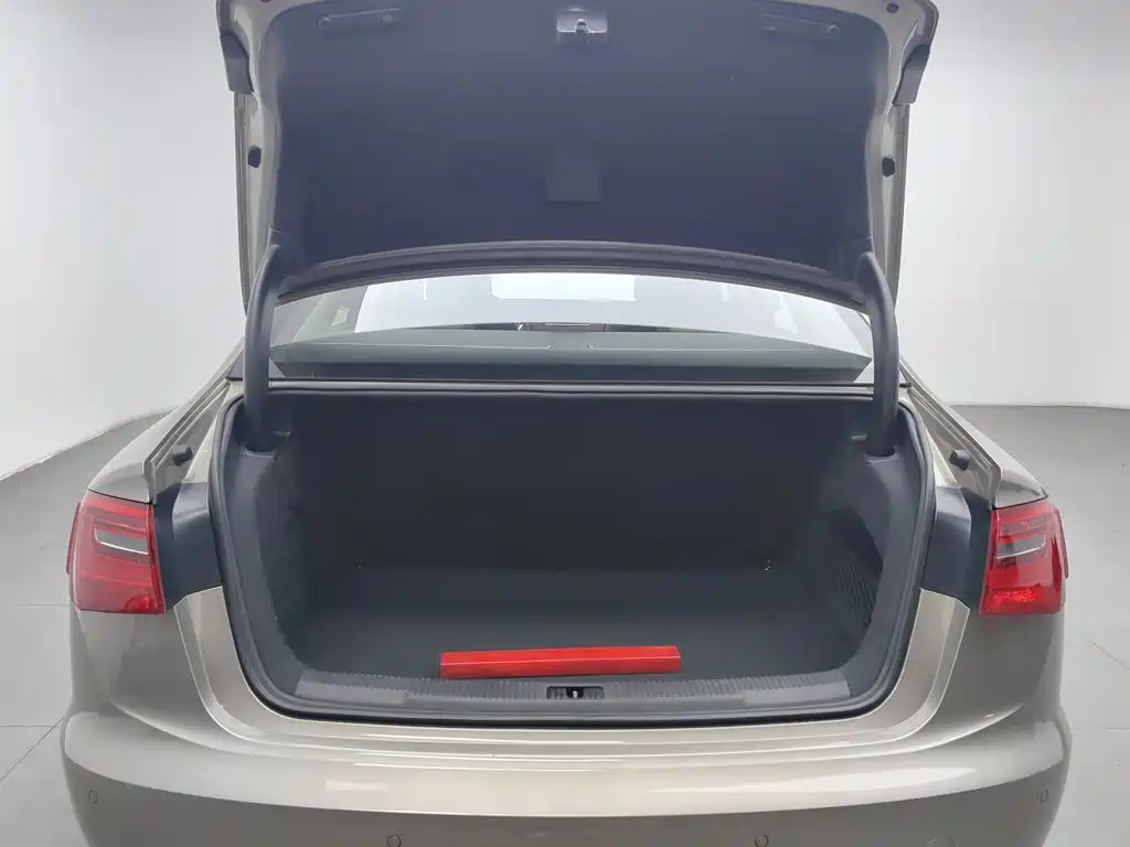 Audi A6L — миниатюра 16