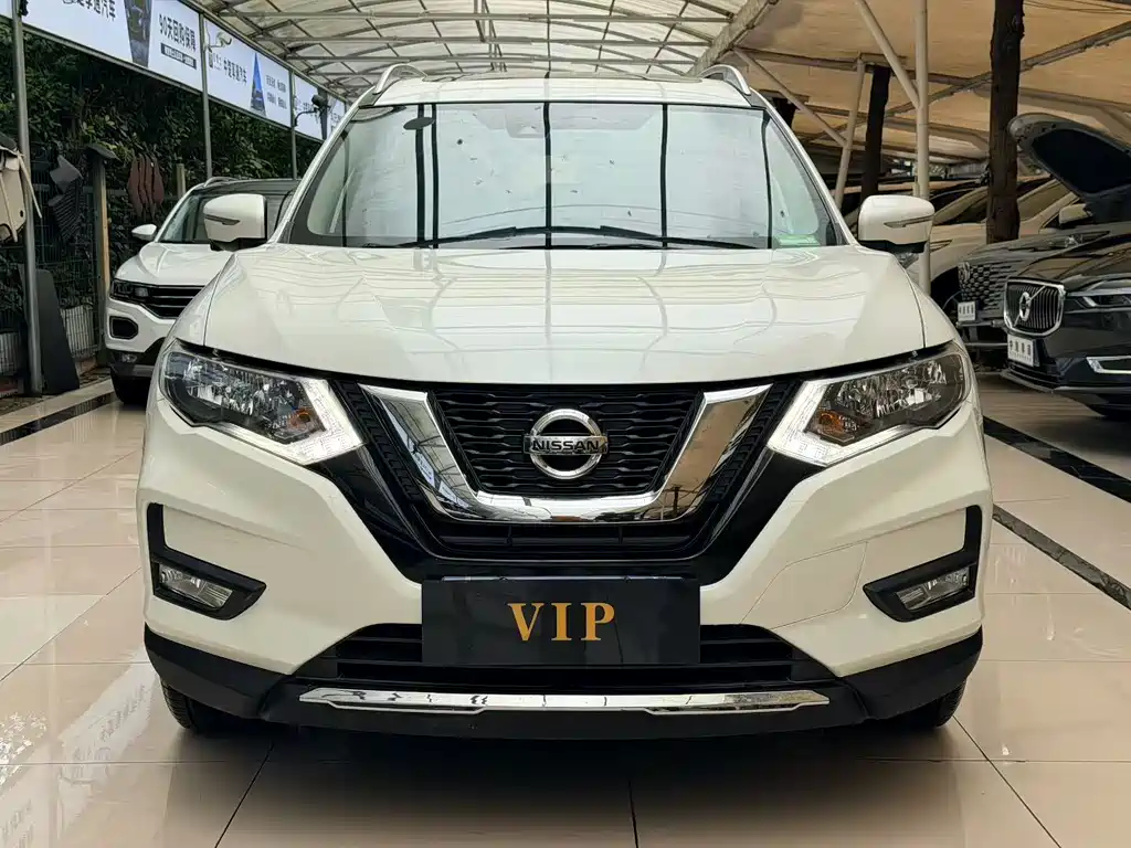 Nissan X-Trail 2017 2.5L CVT Luxury 4WD