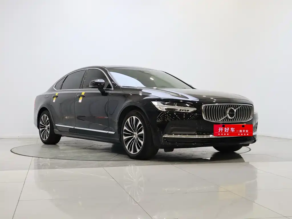 Volvo S90 2024 B5 Luxury