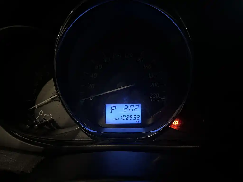 TOYOTA YARIS L TO ENJOY