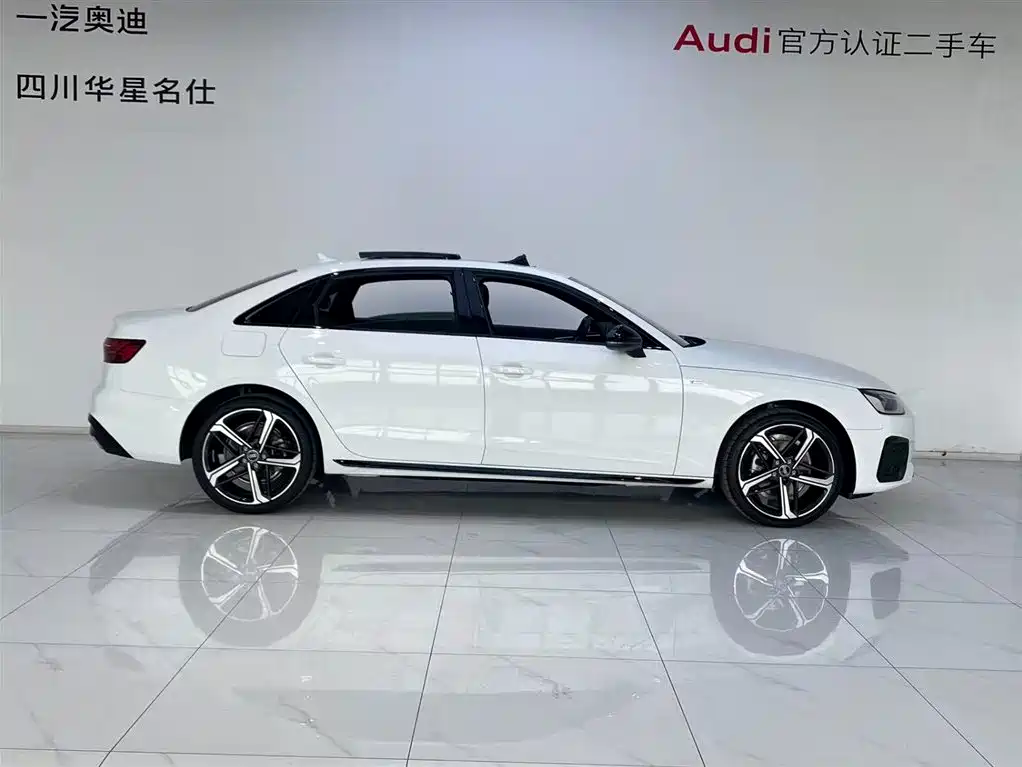 Audi A4L 2024 40 TFSI Luxury