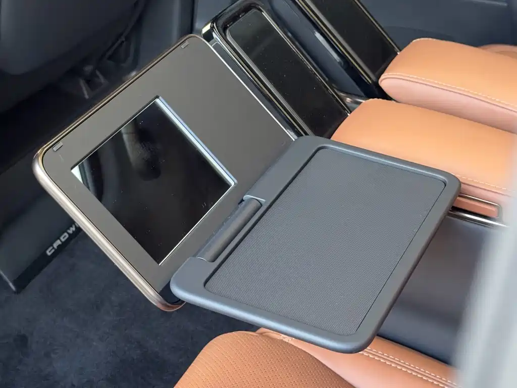 Toyota Vellfire — миниатюра 23