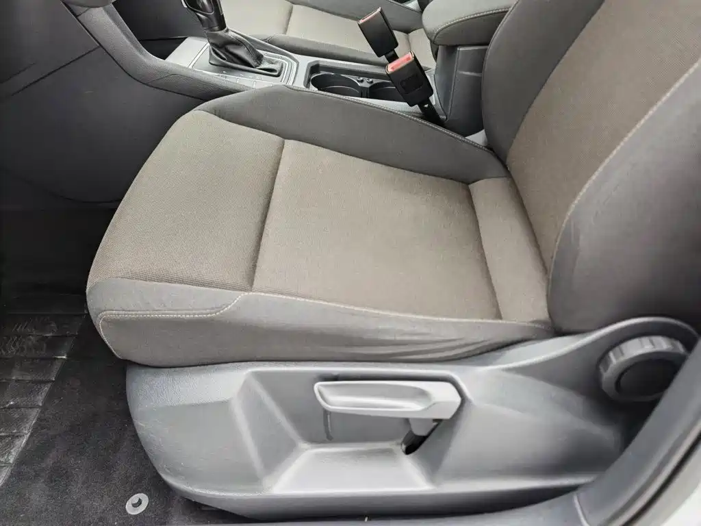 Volkswagen Golf Sportsvan — миниатюра 20