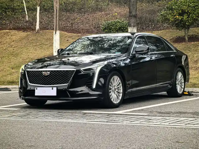 CADILLAC CT6