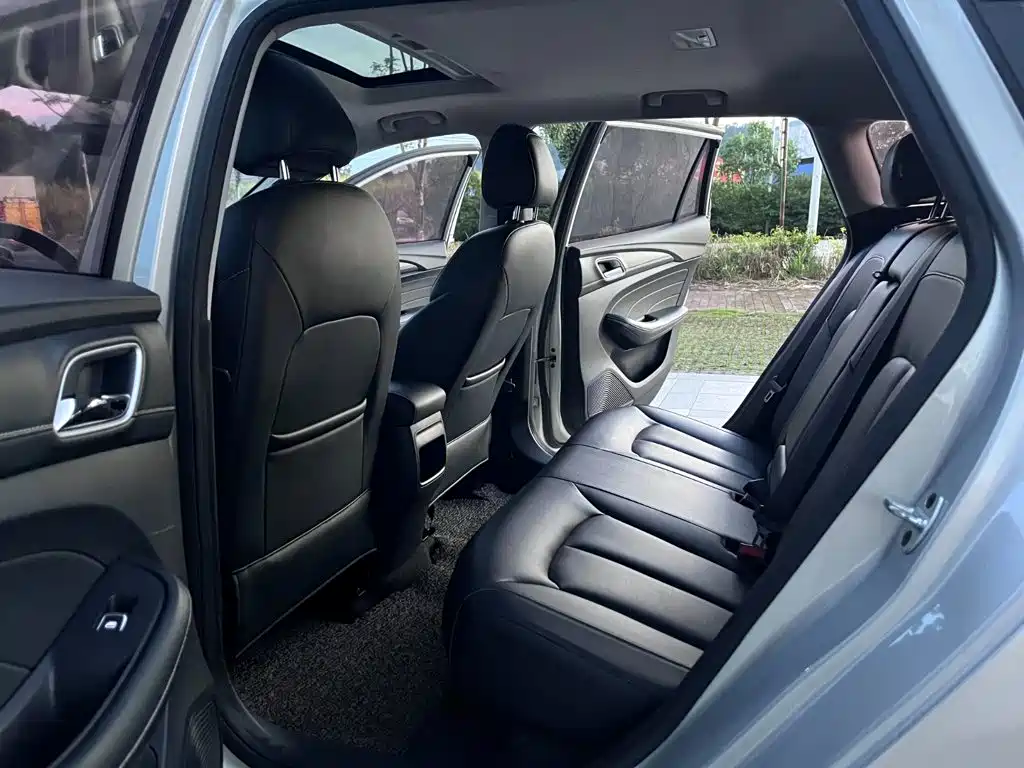 Roewe Ei5 — миниатюра 12
