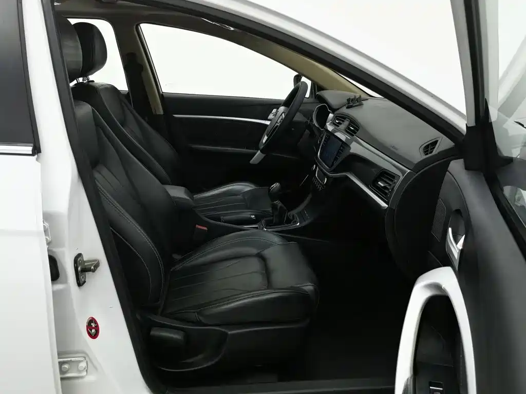 Geely Emgrand — миниатюра 23