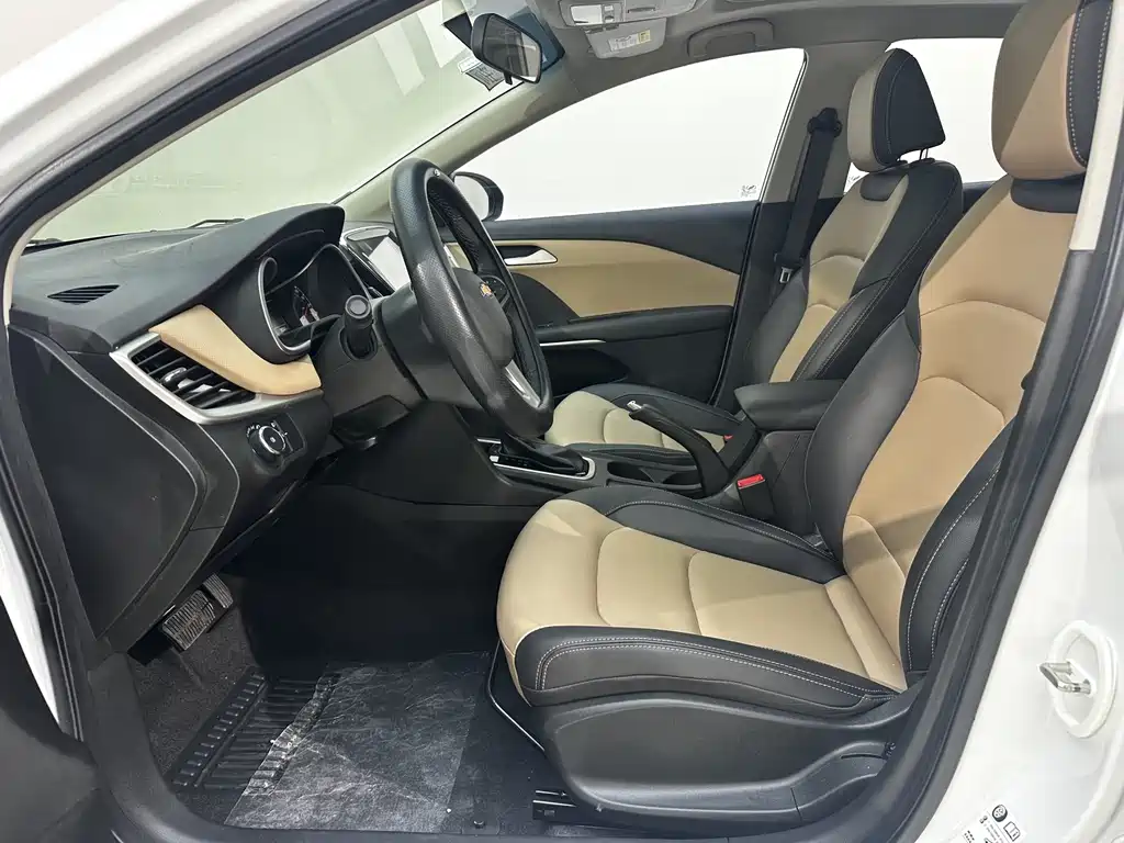 Chevrolet Monza 2022 320 AT Enjoy