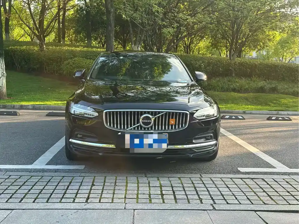 Volvo S90 2021 B5 Luxury