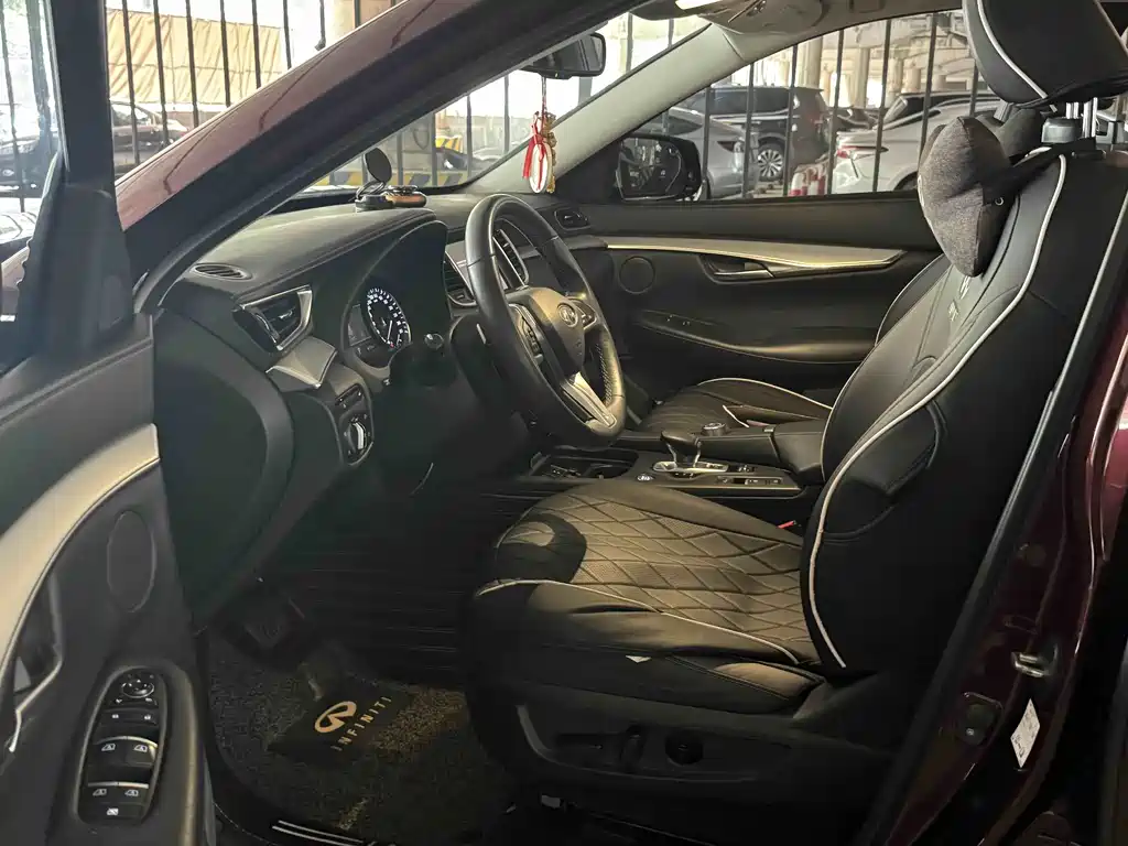 Infiniti QX50 — миниатюра 14